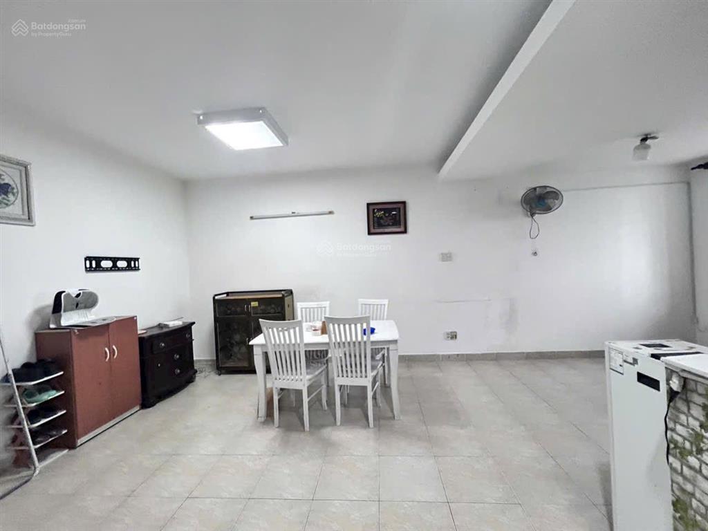 6,5tr/tháng  cc d1 kdc phú lợi p7 q8, 2pn
