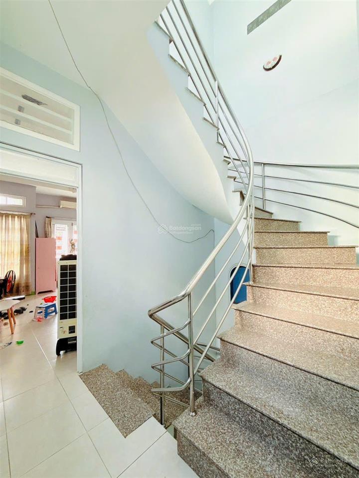 Khu vip p2, q8 dương bá trạc xe hơi chạy tới nhà!
giá 6,98 tỷ