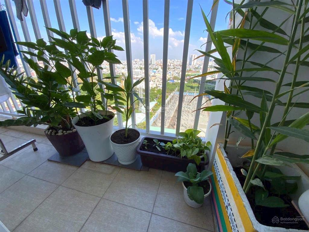 Cho thuê căn hộ 8,5tr/tháng  tara  1pn 49m2 full nội thất.