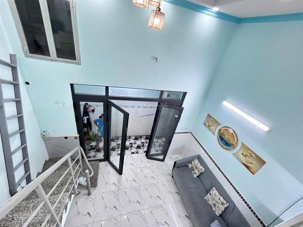 9tr/tháng  âu dương lân p3 q8 2pn, nhà trọ mới có sẵn nội thất, gần cầu chữ y