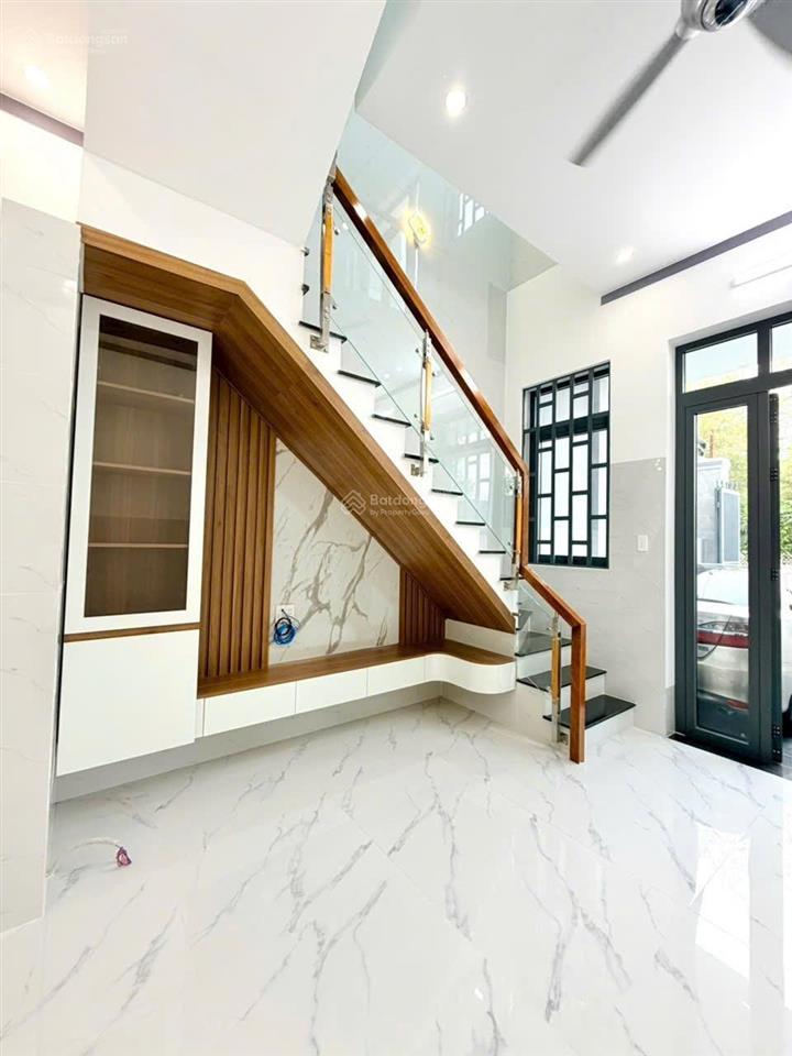 Nhà đang hoàn thiện gần ngã tư sở sao đại nam dt 4x19, thổ cư 60m2 cách ngã 4 sở sao 200m