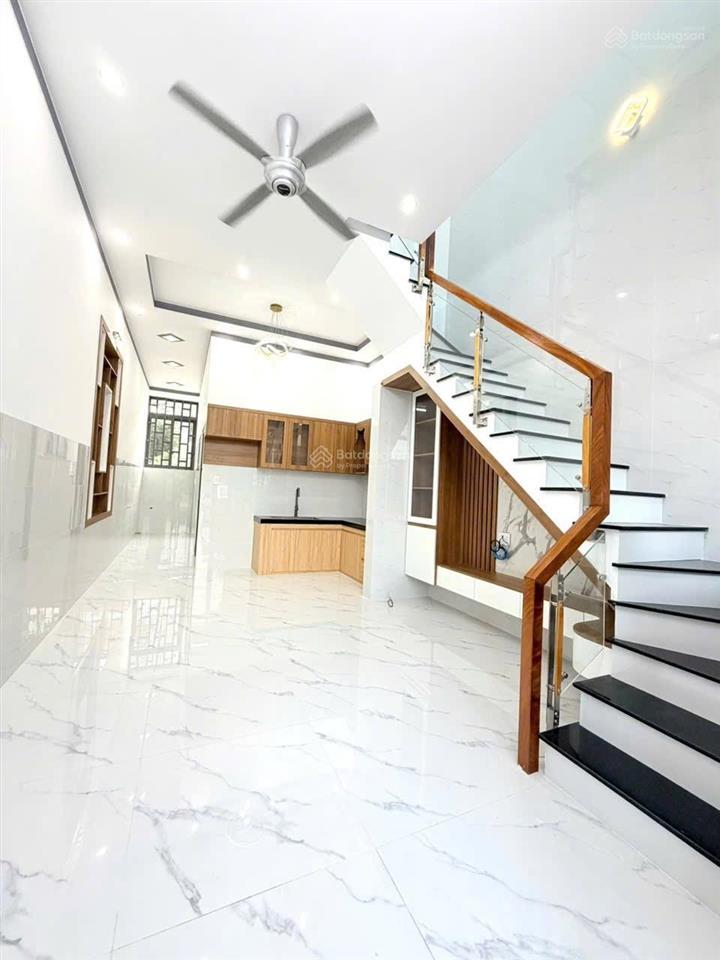 Nhà đang hoàn thiện gần ngã tư sở sao đại nam dt 4x19, thổ cư 60m2 cách ngã 4 sở sao 200m