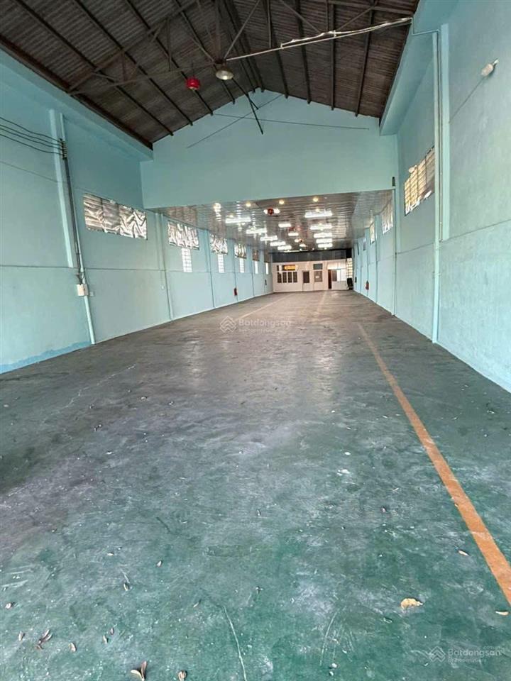 Cho thuê kho mặt tiền, thủ dầu một
vị trí mặt tiền đường lớn, thuận tiện giao