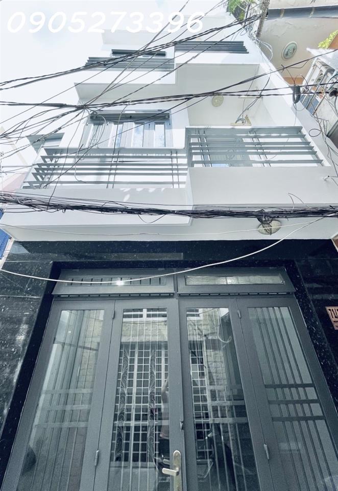 NHÀ MỚI ĐẸP - NGAY CHỢ PHẠM VĂN HAI - 3 TẦNG ĐÚC 3.8 x4.7 CÓ 2PN 3WC - GIÁ CHỈ 3.x