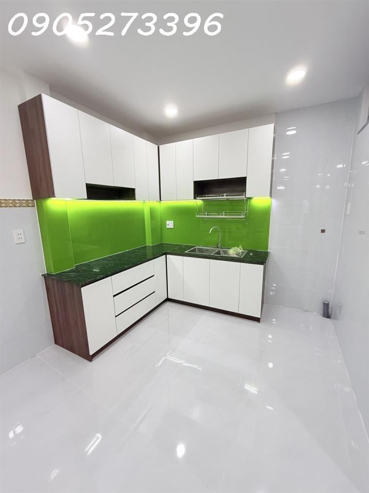 SIÊU PHẨM NHÀ ĐẸP GIÁ TỐT CẠNH NHÀ GA T3 SÂN BAY, GẦN 40M2 NGANG 4.5M, 2 TẦNG  2PN, NỞ