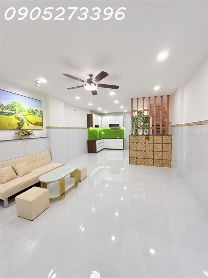 SIÊU PHẨM NHÀ ĐẸP GIÁ TỐT CẠNH NHÀ GA T3 SÂN BAY, GẦN 40M2 NGANG 4.5M, 2 TẦNG  2PN, NỞ