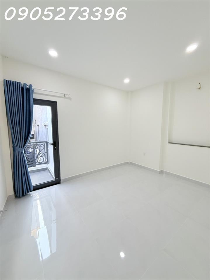 SIÊU PHẨM NHÀ ĐẸP GIÁ TỐT CẠNH NHÀ GA T3 SÂN BAY, GẦN 40M2 NGANG 4.5M, 2 TẦNG  2PN, NỞ