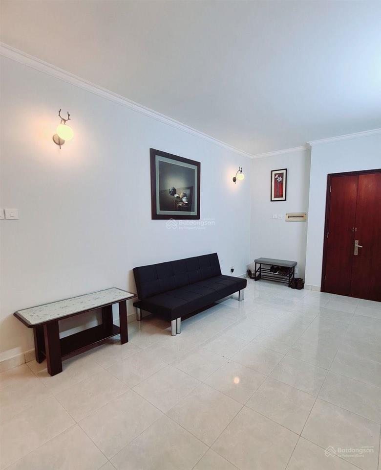 Ch chợ nga central garden 328 võ văn kiệt q1 2pn 2wc 90m² đầy đủ nt nhà đẹp thoáng mát 14tr ở liền