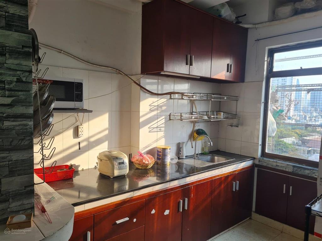 Chính chủ bán ch khánh hội 1 bến vân đồn q4 2pn 1wc 76m ban công thoáng mát tầng giữa, shcc 4,7 tỷ