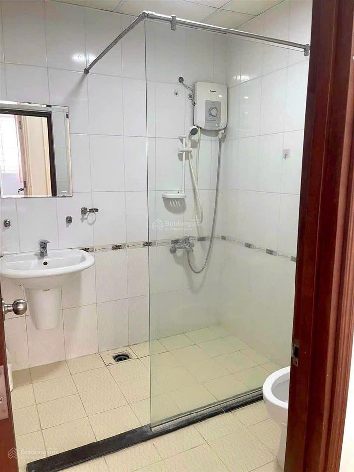 Chính chủ cho thuê ch khánhhội2 bếnvđôn p1 q4 2pn 2wc 75m đầy đủ nt ban công thoáng, nhà đẹp 12tr