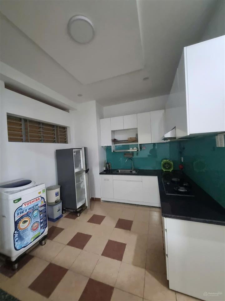 Ch khánh hội 1 bếnvđồn p1 q4 2pn 2wc 70m đầy đủ nt ban công thoáng mát 12tr ở liền