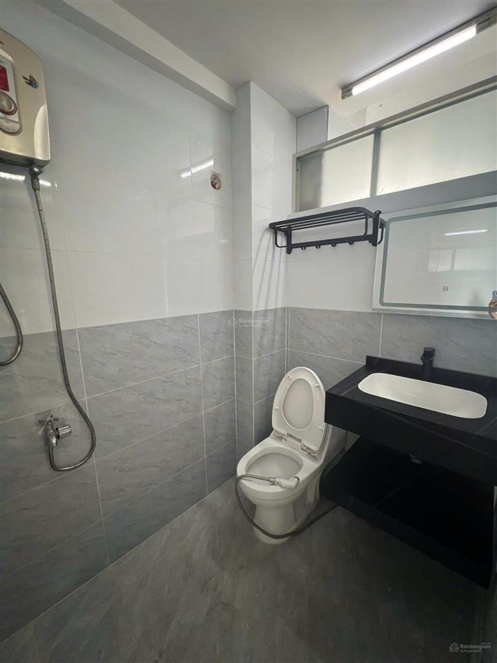 Chung cư tôn thất thuyết p1 q4 2pn 1wc 65m đầy đủ nt nhà mới đẹp giá 11tr chốt ngay để còn
