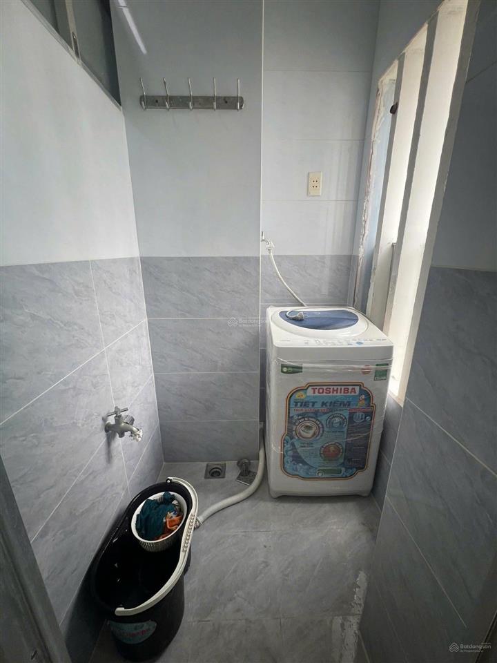Chung cư tôn thất thuyết p1 q4 2pn 1wc 65m đầy đủ nt nhà mới đẹp giá 11tr chốt ngay để còn