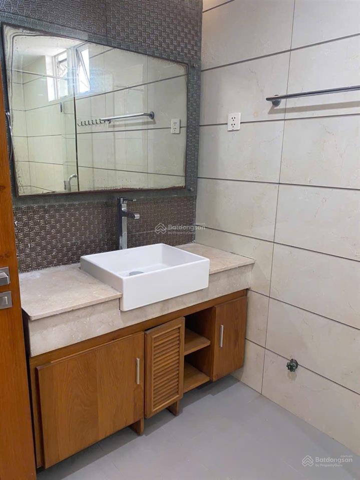 Penhouse chung cư central garden (chợ nga) phạm ngũ lão q1 3pn 3wc 153m nt cao cấp mới 25tr ở liền