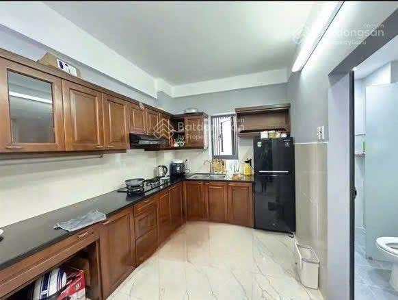 Penthouse chung cư tôn thất thuyết p1q4 105m đầy đủ nt nhiều cửa sổ thông thoáng 14tr chốt, ở liền