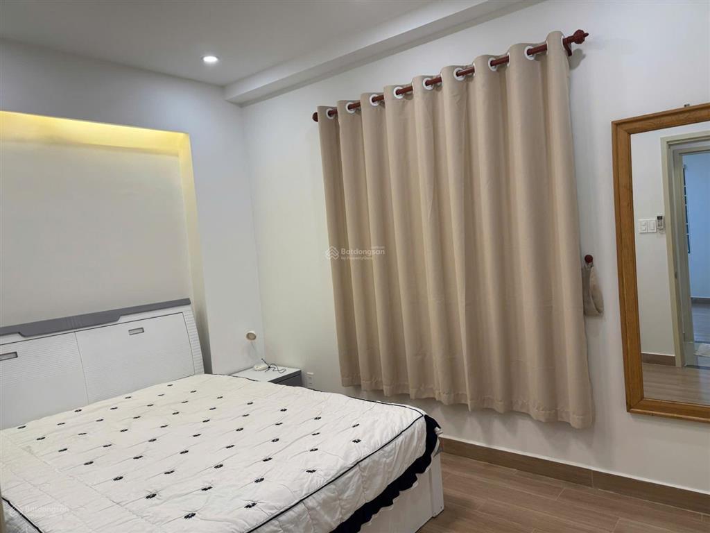 Ch h3 hoàng diệu q4 1pn 1wc 52m đầy đủ nt, ban công thoáng 10,5tr đẹp sạch sẽ ở liền