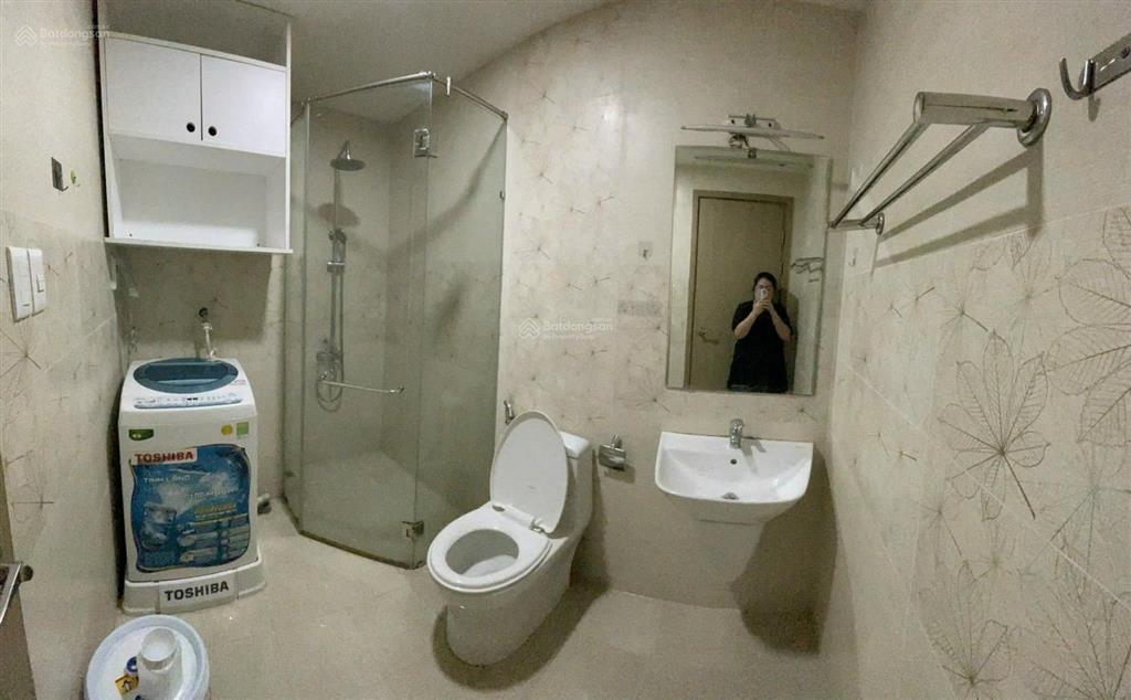 Ch h3 hoàng diệu q4 1pn 1wc 52m đầy đủ nt, ban công thoáng 10,5tr đẹp sạch sẽ ở liền