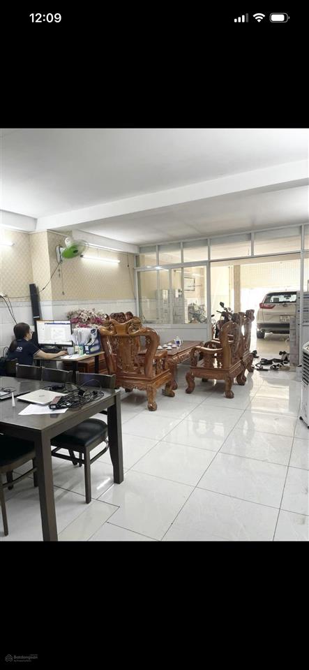 Bán nhà mt nam hoà, p.phước long. dt 100m2, gần ngã tư rmk, metro, svđ rạch chiếc. giá 12tỷ