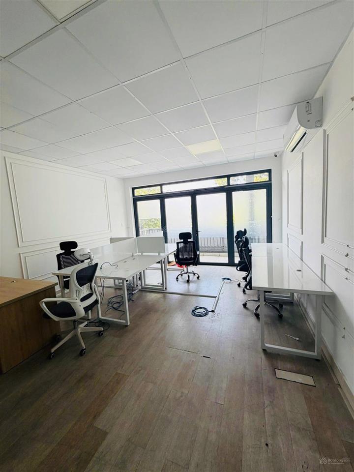 Cho thuê nhà phố him lam q7  600m2 trống suốt  có thang máy  giá thuê 65 triệu  chủ có xuất vat