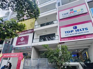 Cho thuê nhà phố mặt tiền kinh doanh kdc him lam, nguyễn thị thập, q.7  600m2, hầm, thang máy,pccc