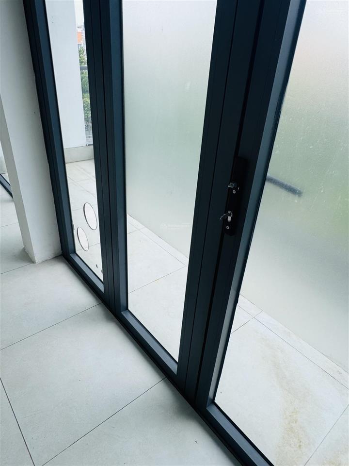 Cho thuê nhà phố mặt tiền kinh doanh kdc him lam, nguyễn thị thập, q.7  600m2, hầm, thang máy,pccc