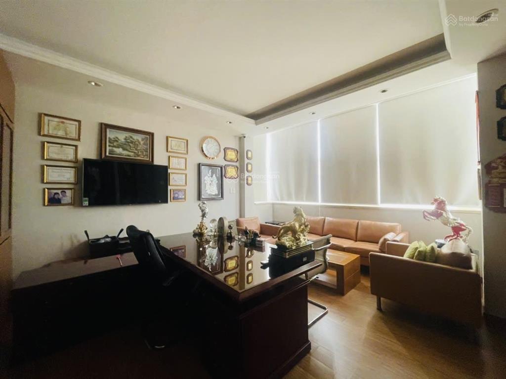 Cho thuê siêu phẩm góc 2 mt hoàng trọng mậu & đường 12, kđt him lam q7. dt 12.5x20m. giá 150tr/th