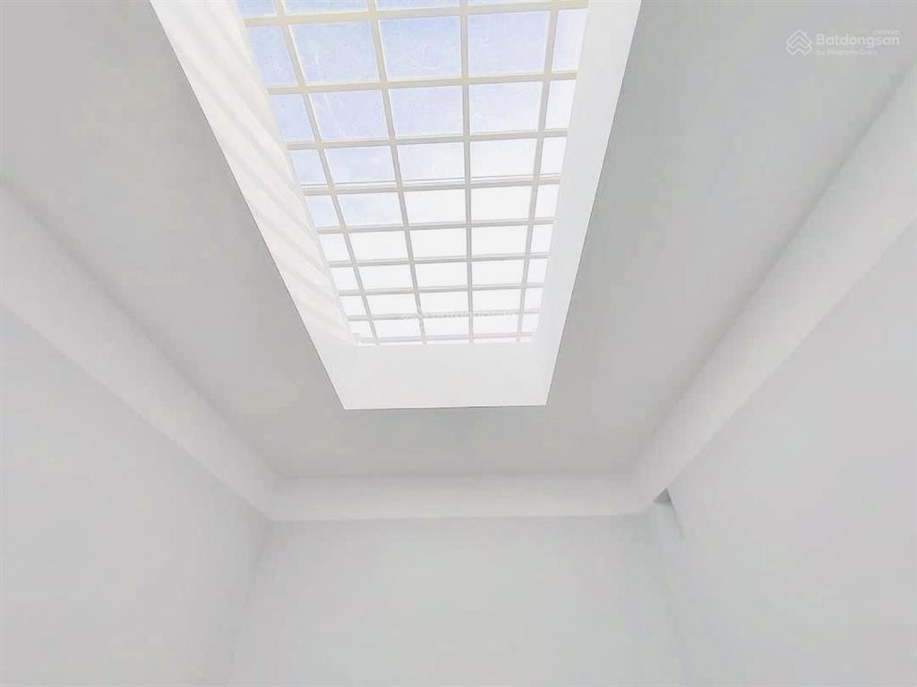 Cho thuê nhà vp kđt him lam, hầm + 4 tầng, dtsd 350m2, giá 35tr. đang trống vô liền