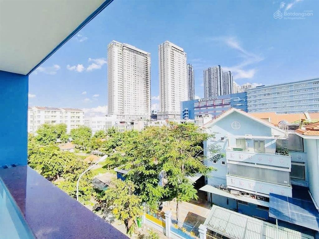 Cho thuê nhà vp kđt him lam, hầm + 4 tầng, dtsd 350m2, giá 35tr. đang trống vô liền