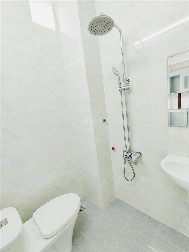 Cho thuê nhà vp kđt him lam, hầm + 4 tầng, dtsd 350m2, giá 35tr. đang trống vô liền