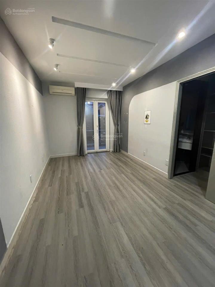 Cho thuê nhà phố mặt tiền hoàng trọng mậu, khu him lam. 6 lầu, 10 phòng, 6 wc có thang máy 78 triệu