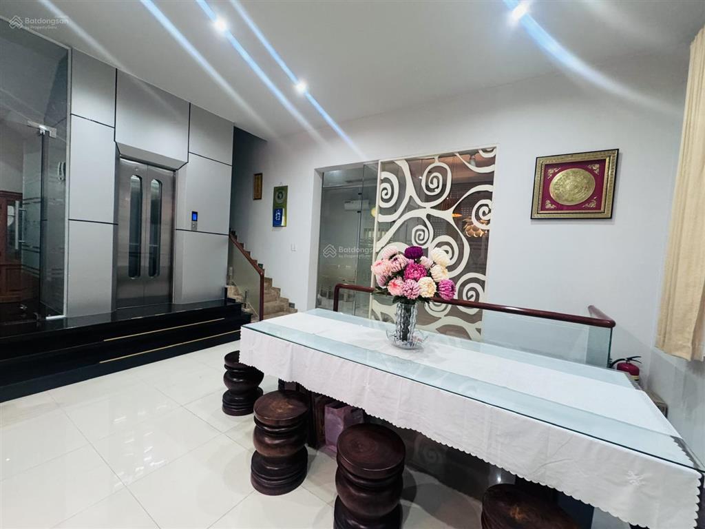 Cho thuê trệt góc him lam  vị trí đắc địa, giá tốt tại khu vực (26tr) đang trống