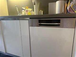 Chính chủ cho thuê căn hộ cao cấp tại 6th element, giá rẻ nhất khu vực