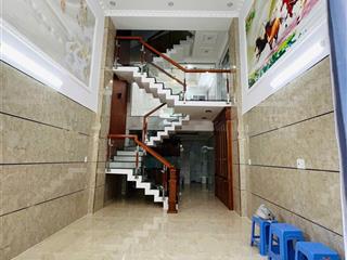 Cho thuê nhà mới xây 75 lý thánh tông 4x16m, 4 tấm, giá 20 triệu