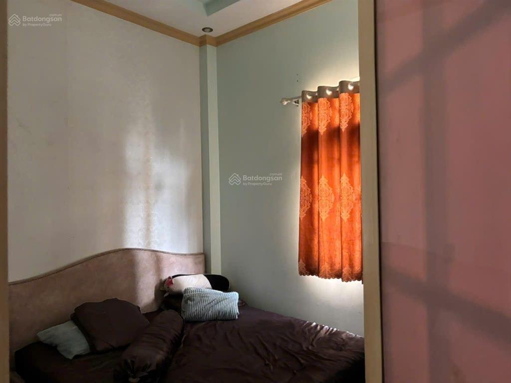 Cho thuê nhà h8m đường gò dầu 4,2x14m, trệt, 2 lầu, 4pn, 3wc, giá 12,5 triệu