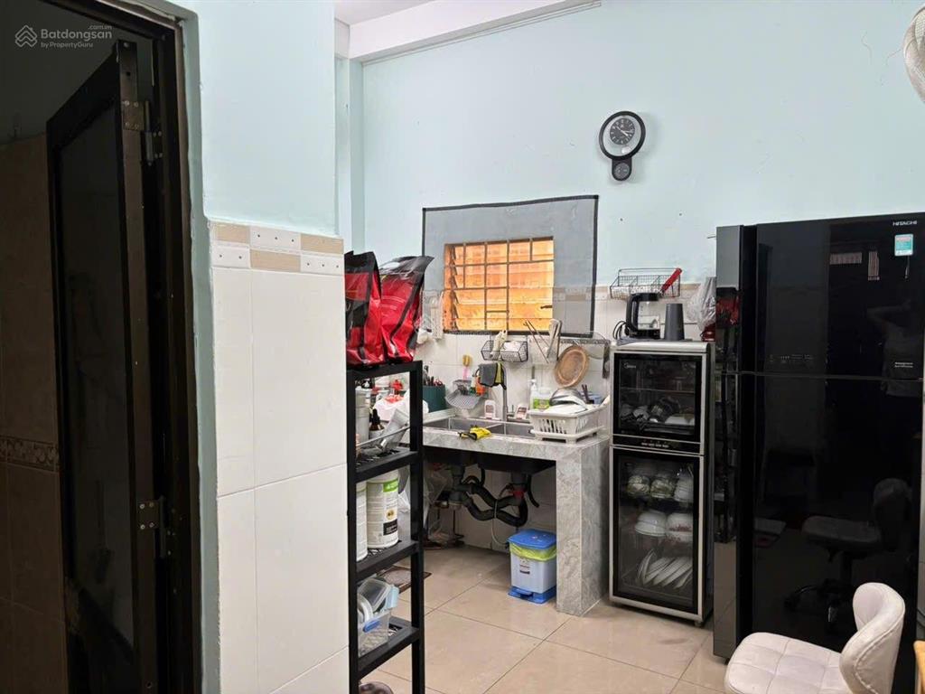 Cho thuê nhà h8m đường gò dầu 4,2x14m, trệt, 2 lầu, 4pn, 3wc, giá 12,5 triệu