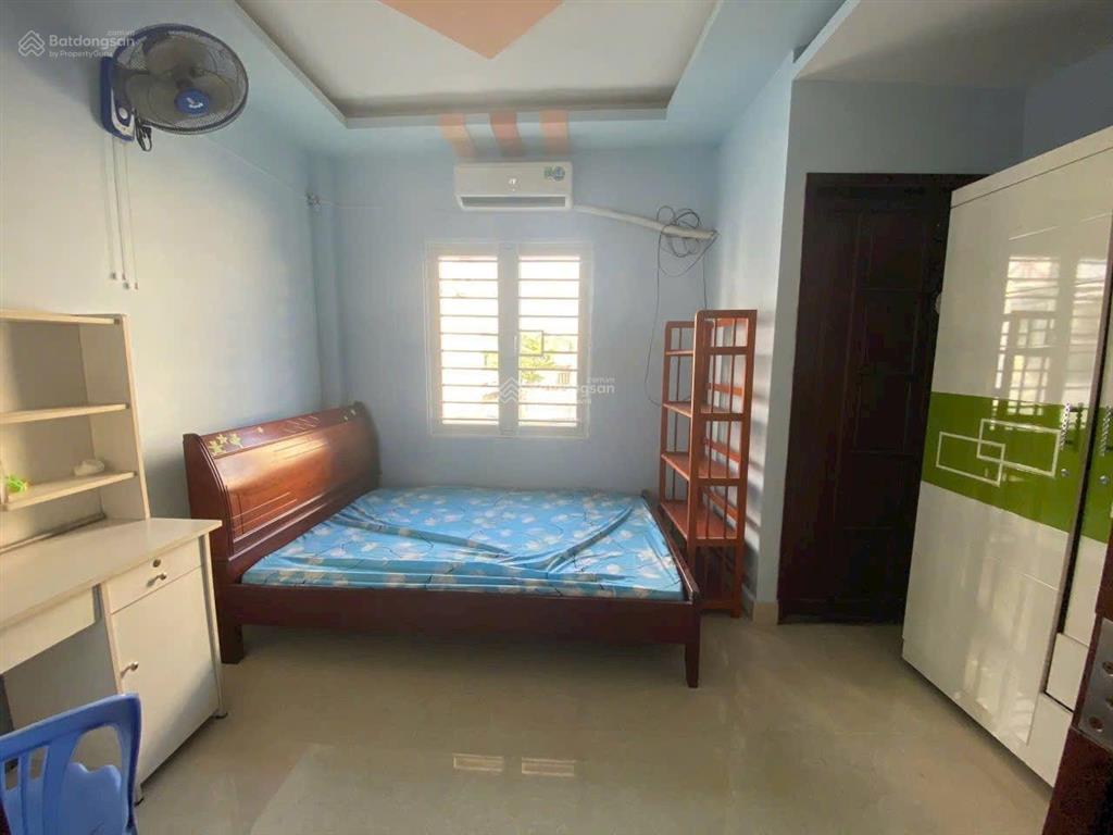 Nhà full nội thất ngay tân hương 4x11m, 3 tấm, 4pn, 5wc, giá 13 triệu