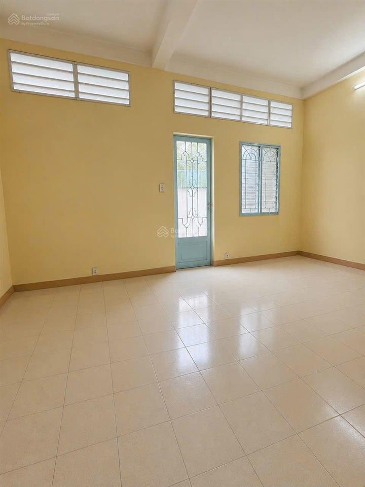 Nhà hẻm 6m đường nguyễn sơn 6x20m, 1 lầu, 4pn, giá 15 triệu
