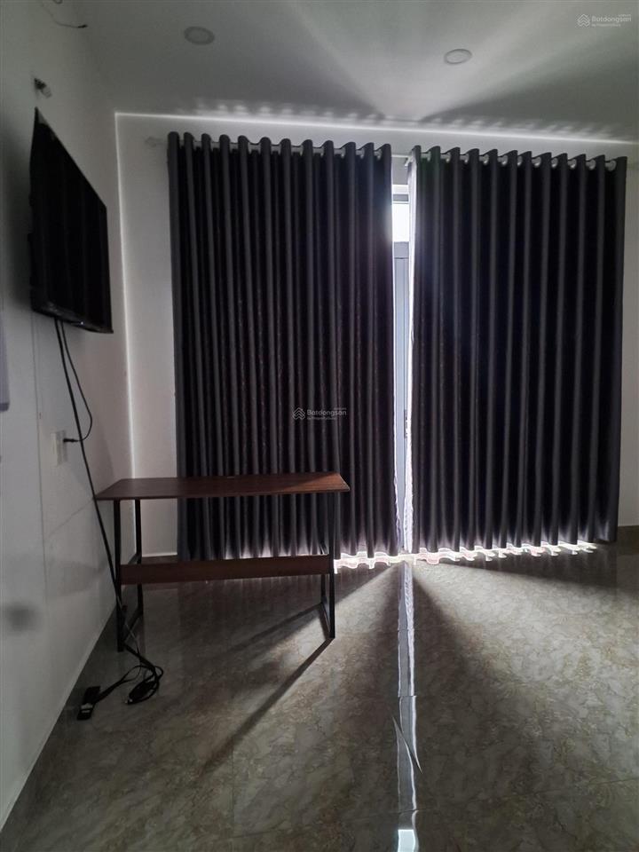 Cho thuê nhà hẻm 57 tô hiệu, 4x16m, 3 lầu, 5pn, 4wc, giá 18 triệu