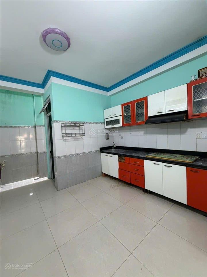 Nhà mặt tiền đường tây thạnh, 4x15m, 2 lầu suốt, máy lạnh, giá 18 triệu