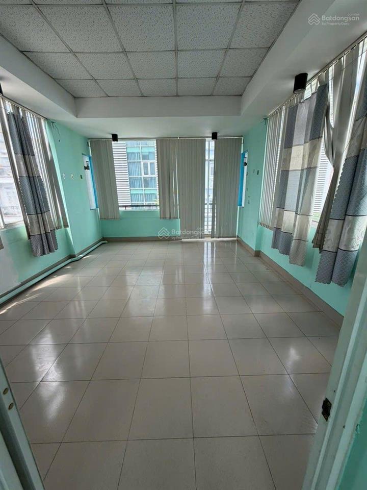 Nhà mặt tiền đường tây thạnh, 4x15m, 2 lầu suốt, máy lạnh, giá 18 triệu