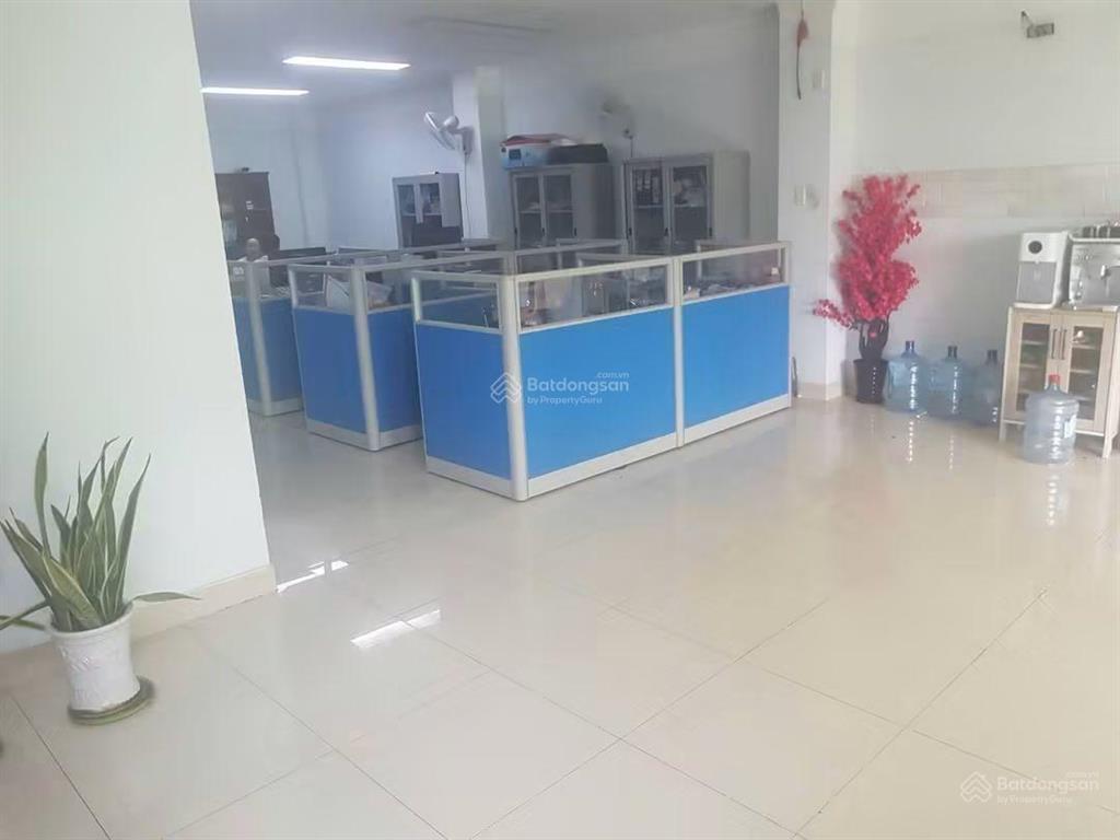 Cho thuê nhà mt khu tây thạnh, 8x25m, 1 trệt, 3 lầu, giá 46 triệu