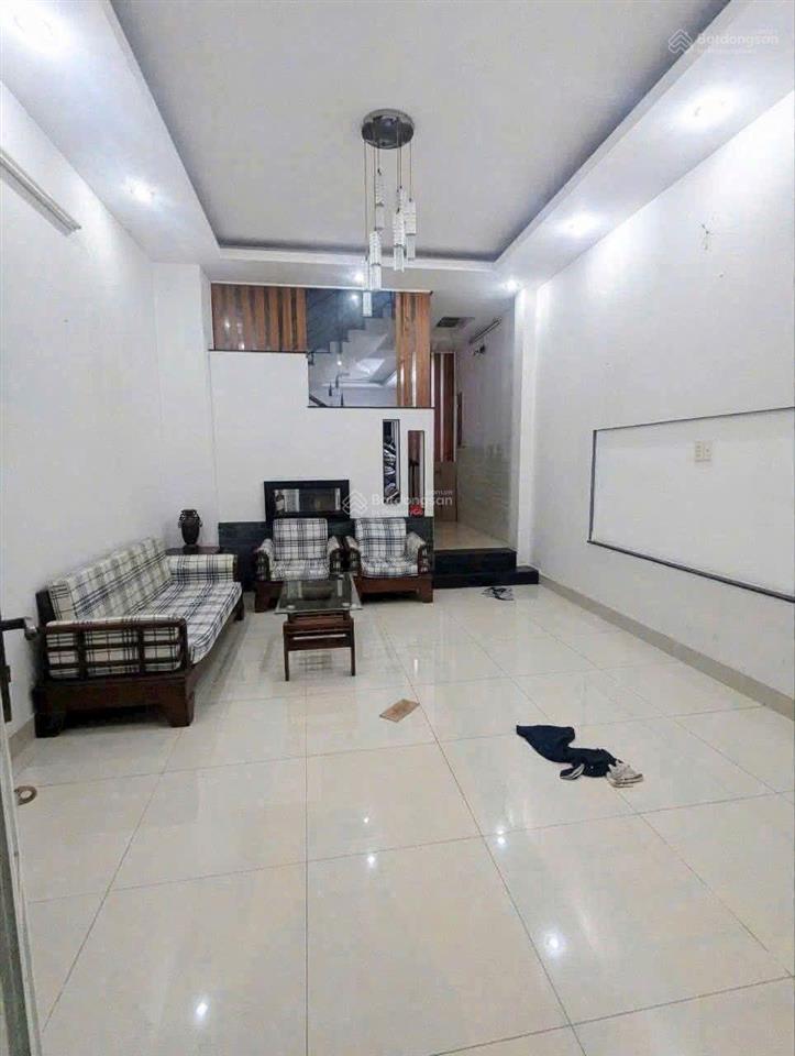 Cho thuê nhà mt trần thủ độ 4x20m, 1 trệt, 2 lầu, st, 3pn, giá 17 triệu