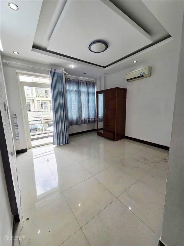 Cho thuê nhà mt đường lê lư 4x20m, 2 lầu, st, 3pn, 3wc, giá 17 triệu