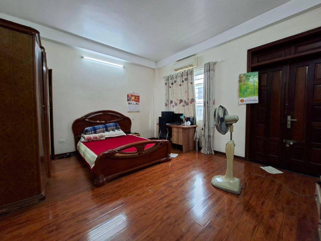 BÁN NHÀ KHU ĐÔ THỊ VĂN KHÊ - 83M2 - MẶT TIỀN 5M - ĐƯỜNG RỘNG VỈA HÈ THÊNH THANG