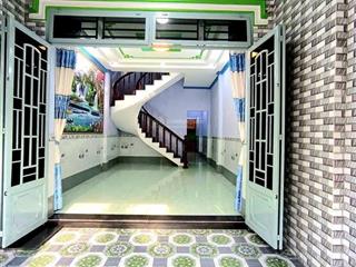 Bán nhà 60/3e tân xuân, hóc môn dt 4 x 16m (64m) 1 trệt 1 lầu, gồm 1pk, 3pn, 2wc, ban công