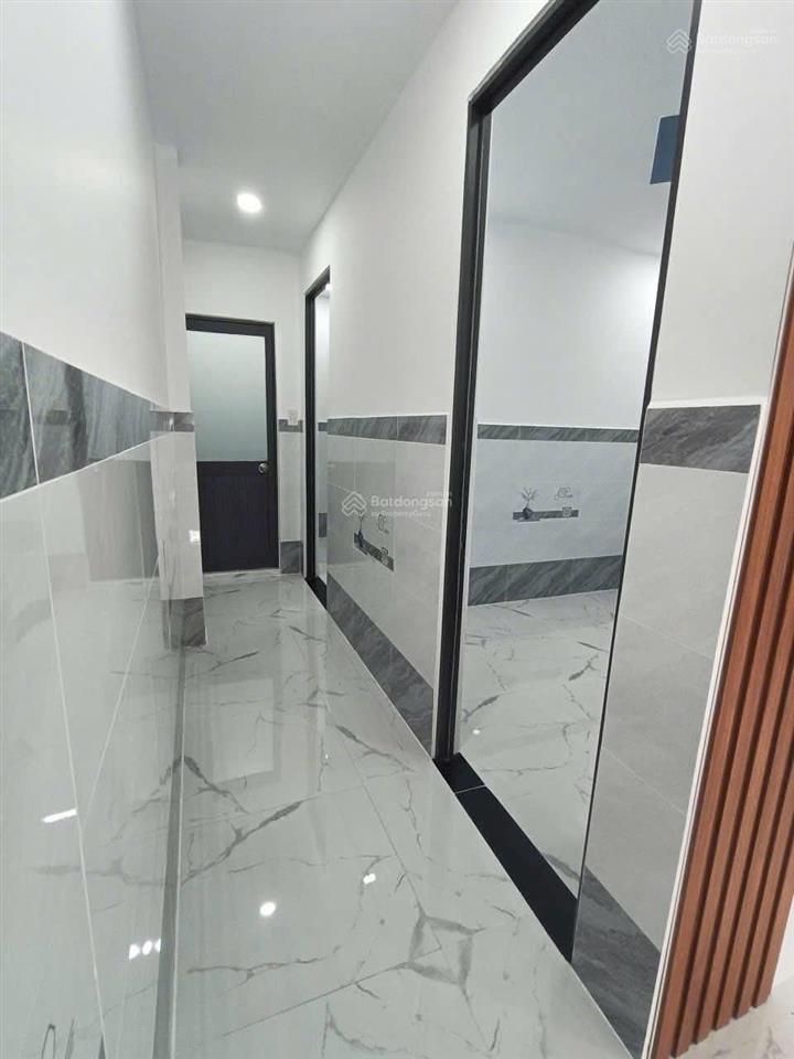 Giá 2 tỷ320 tl  nhà mặt tiền nguyễn thị nghé  hóc môn