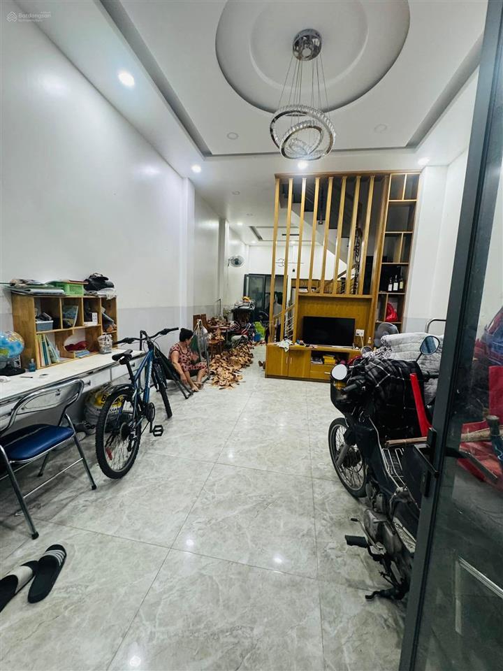 Khu phân lô đường 17m có lề, tân kỳ tân quý 55m2, 4 tầng ngộp 1,5 tỏi gấp bán giảm giá còn 5,9t tl