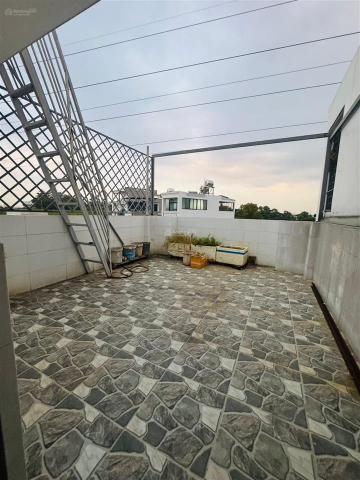 Khu phân lô đường 17m có lề, tân kỳ tân quý 55m2, 4 tầng ngộp 1,5 tỏi gấp bán giảm giá còn 5,9t tl