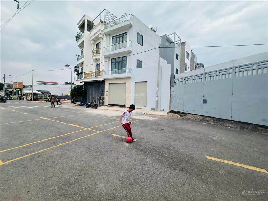 Khu phân lô đường 17m có lề, tân kỳ tân quý 55m2, 4 tầng ngộp 1,5 tỏi gấp bán giảm giá còn 5,9t tl