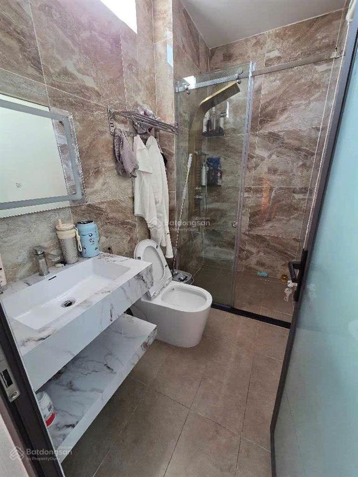 Siu phẩm hương lộ 2  ngang 4 dài 24m  5 tầng  thang máy  full nội thất giảm giá còn 9.2 tỷ tl